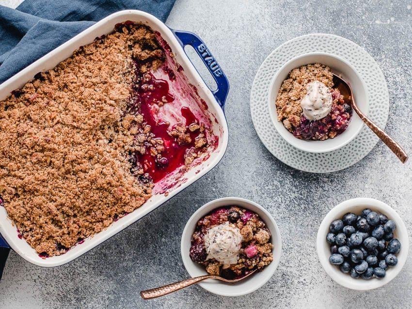 paleo berry crisp