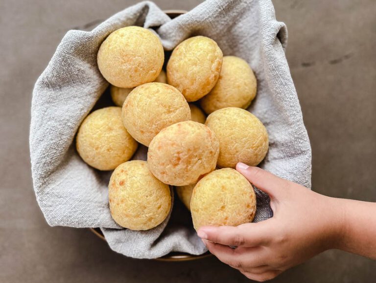 Pao de Queijo Brazilian Cheese Rolls